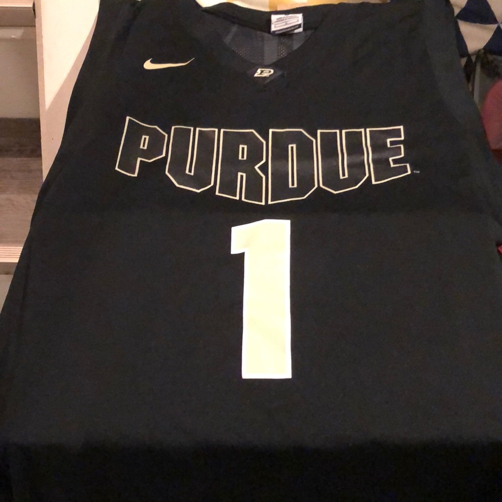 Large Men’s Nike Purdue basketball jersey